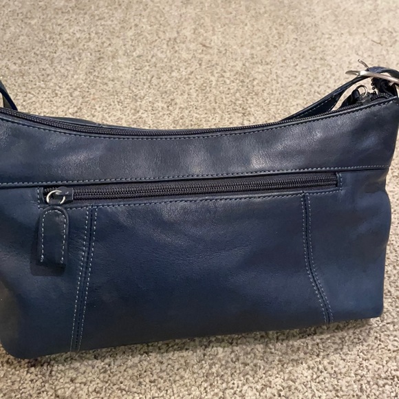 Tignanello Leather Shoulder Bag - Picture 5 of 9